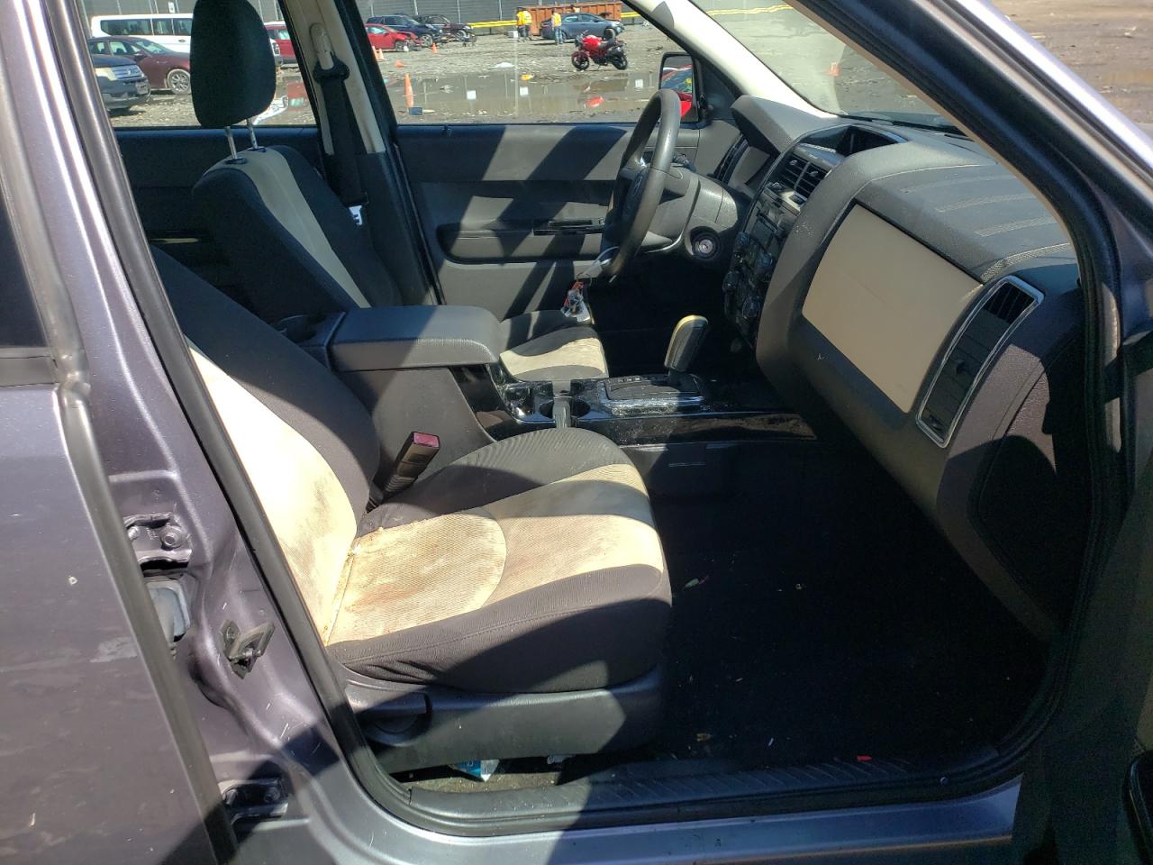 Photo 19 from auction – 2008 MAZDA TRIBUTE I with VIN 4F2CZ02Z48KM00433