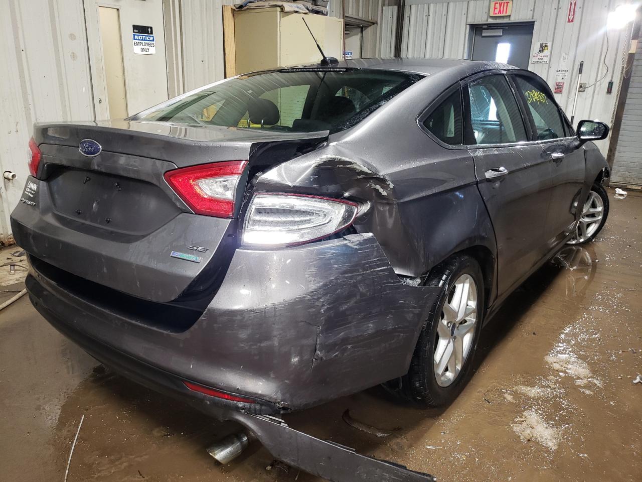 Photo 4 from auction – 2013 FORD FUSION SE with VIN 3FA6P0HR4DR221346