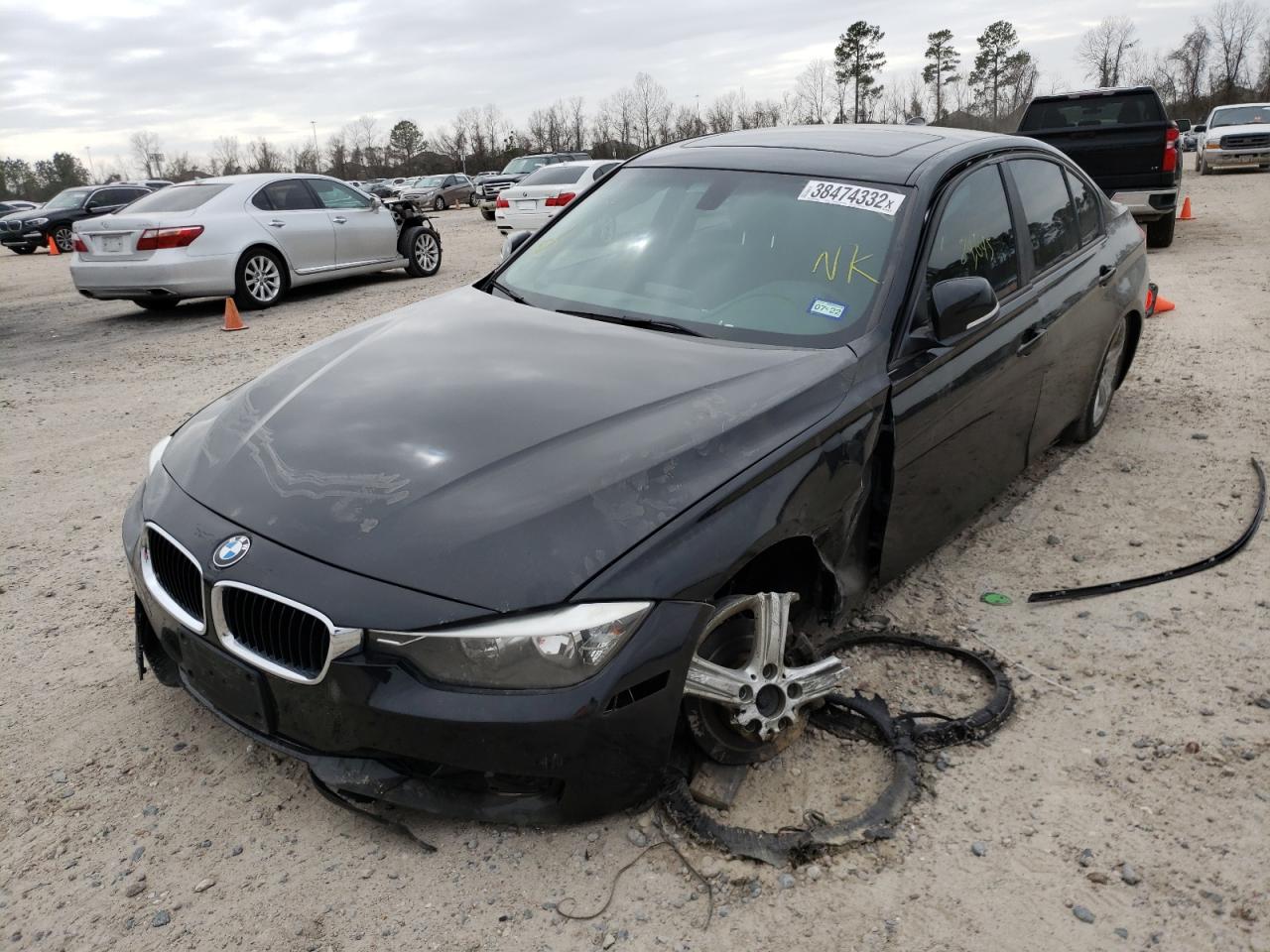 Photo 2 from auction – 2014 BMW 320 I with VIN WBA3B1G57ENS81400
