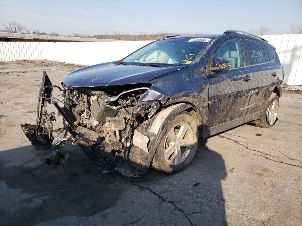 Photo 2 from auction – 2014 TOYOTA RAV4 XLE with VIN 2T3RFREV9EW134314