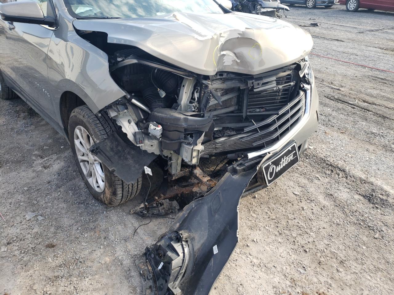 Photo 9 from auction – 2018 CHEVROLET EQUINOX LT with VIN 3GNAXSEV9JS620024