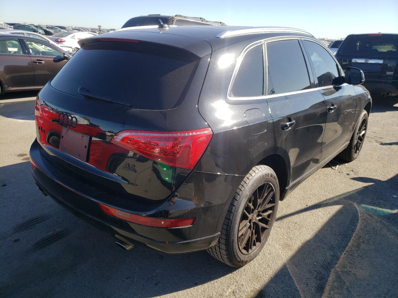 Photo 4 from auction – 2010 AUDI Q5 PREMIUM with VIN WA1LKAFP1AA100387