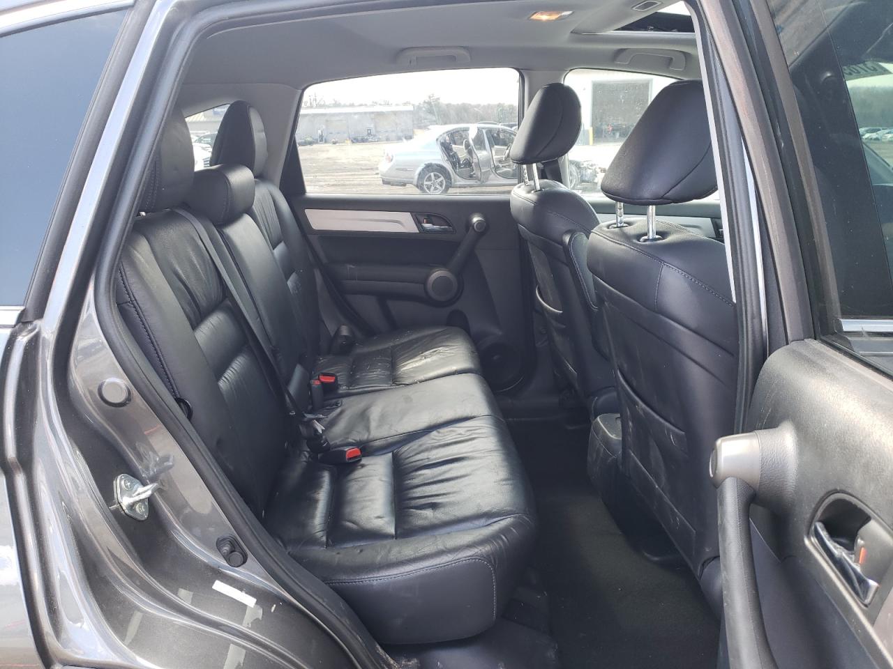 Photo 6 from auction – 2011 HONDA CR-V EXL with VIN 5J6RE4H71BL008718