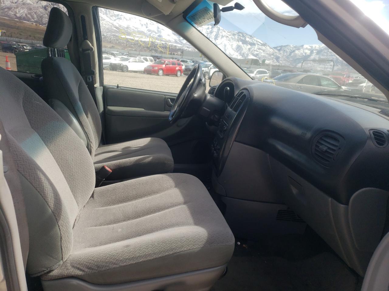 Photo 5 from auction – 2007 DODGE GRAND CARA with VIN 2D4GP44L57R104847