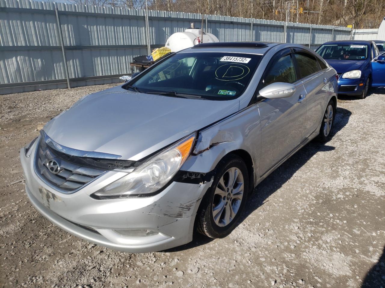 Photo 2 from auction – 2013 HYUNDAI SONATA SE with VIN 5NPEC4ACXDH666093