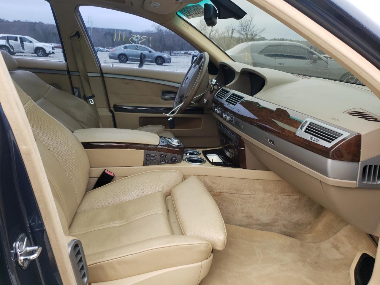Photo 5 from auction – 2006 BMW 750 LI with VIN WBAHN83556DT37952