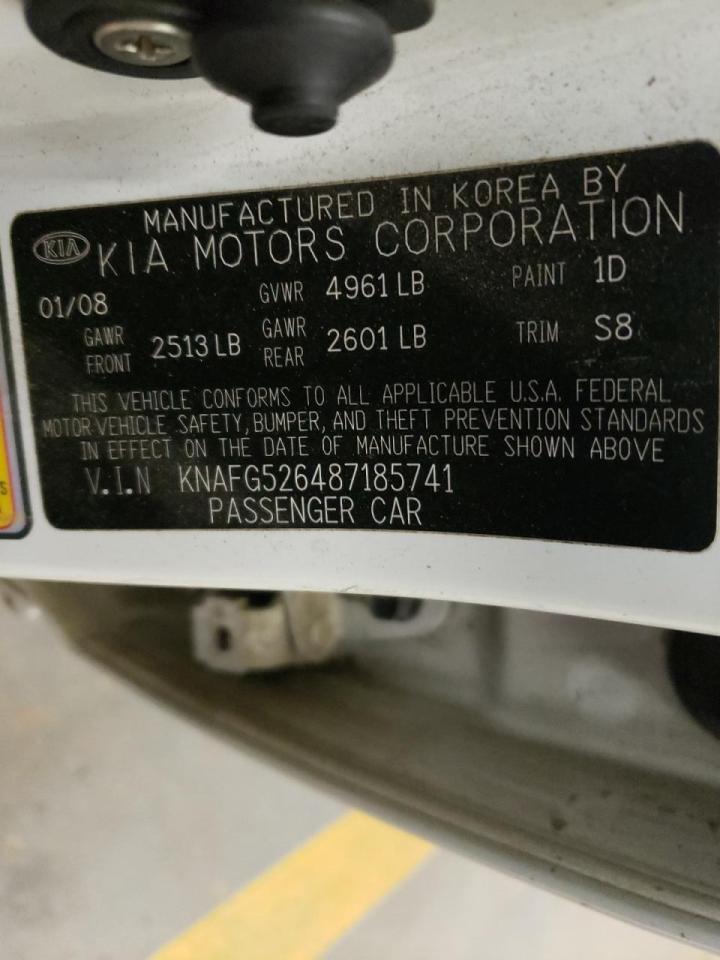 Photo 10 from auction – 2008 KIA RONDO LX with VIN KNAFG526487185741
