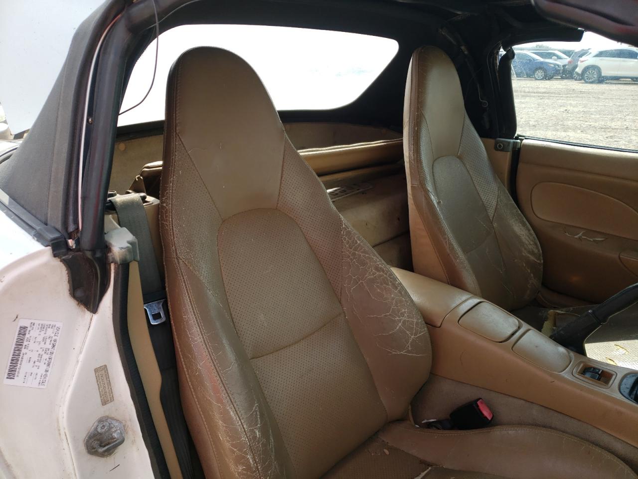 Photo 6 from auction – 2001 MAZDA MX-5 MIATA with VIN JM1NB353210212016