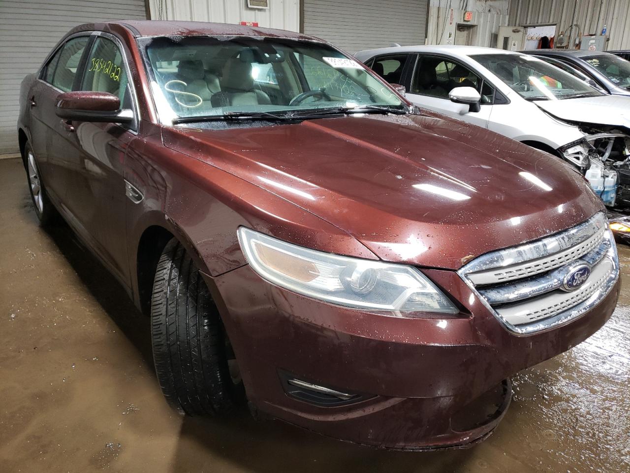 FORD TAURUS SEL 2010 with VIN 1FAHP2EW1AG120492 - Photo from auction