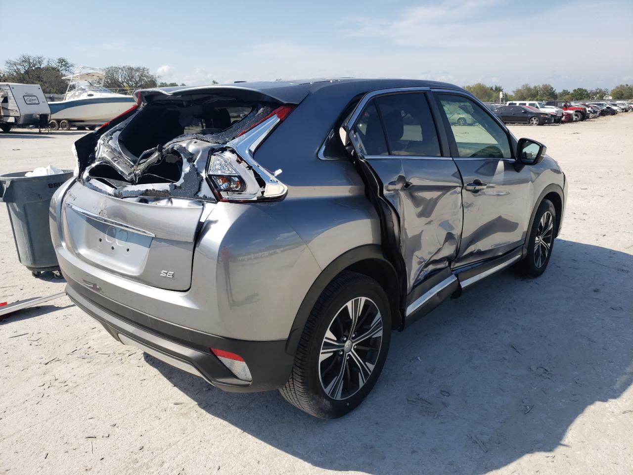Photo 4 from auction – 2020 MITSUBISHI ECLIPSE CR with VIN JA4AS5AA3LZ031367