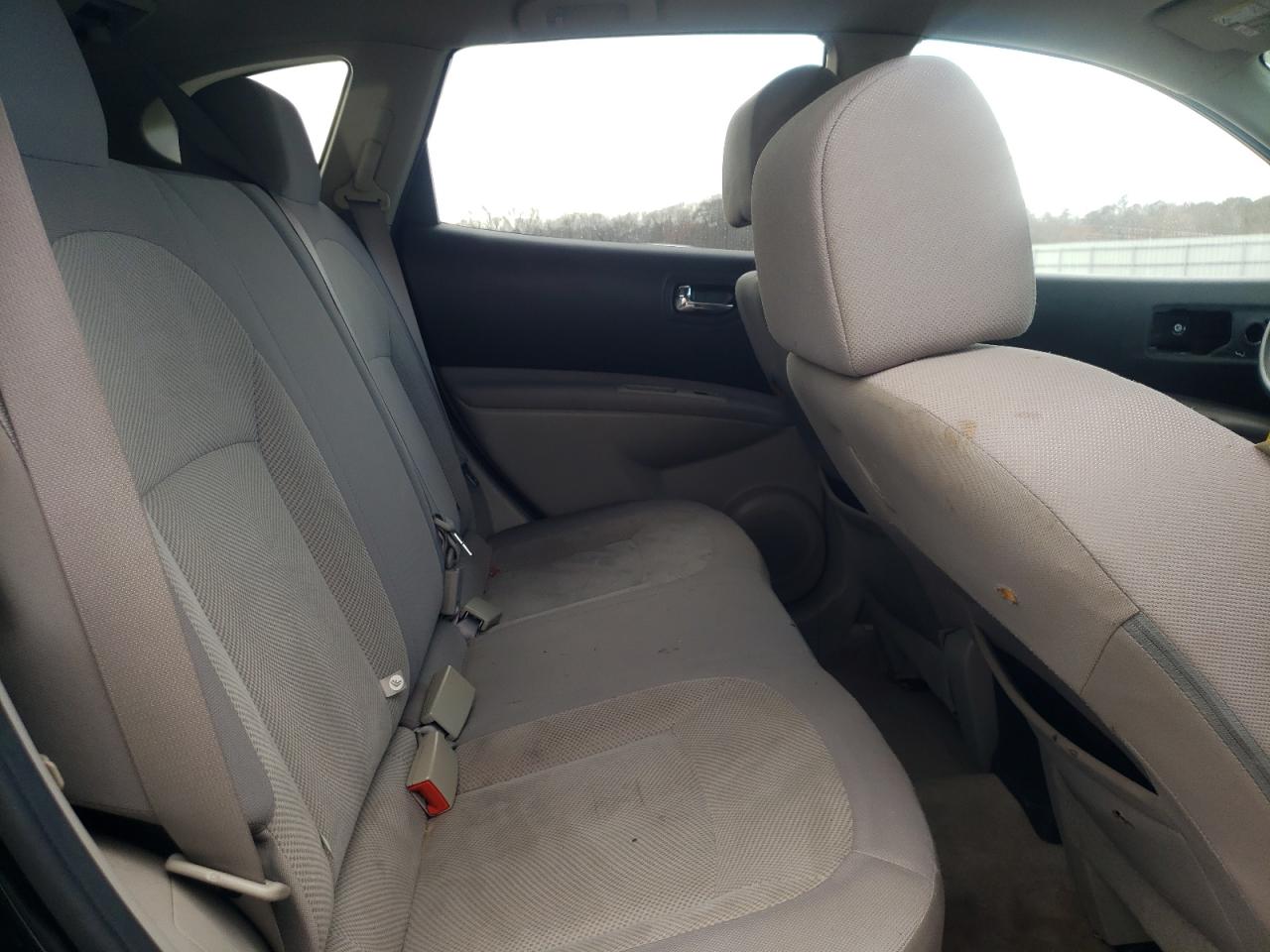 Photo 6 from auction – 2012 NISSAN ROGUE S with VIN JN8AS5MV4CW718030
