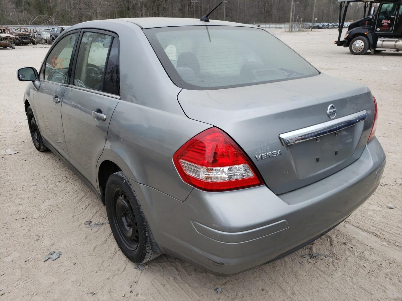 Photo 3 from auction – 2009 NISSAN VERSA S with VIN 3N1BC11E59L384845