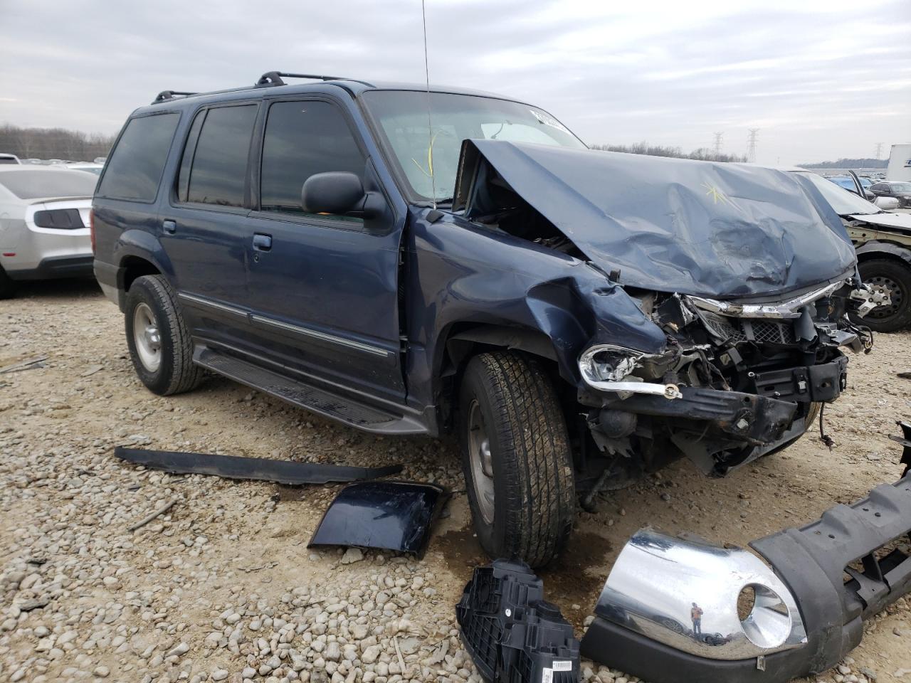 FORD EXPLORER X 2000 with VIN 1FMZU73E8YUB50336 - Photo from auction