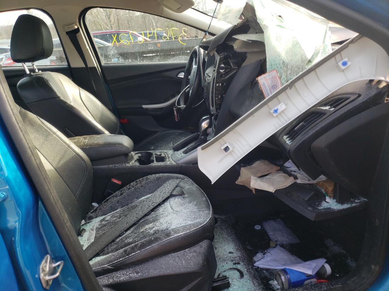 Photo 5 from auction – 2014 FORD FOCUS SE with VIN 1FADP3F22EL250777