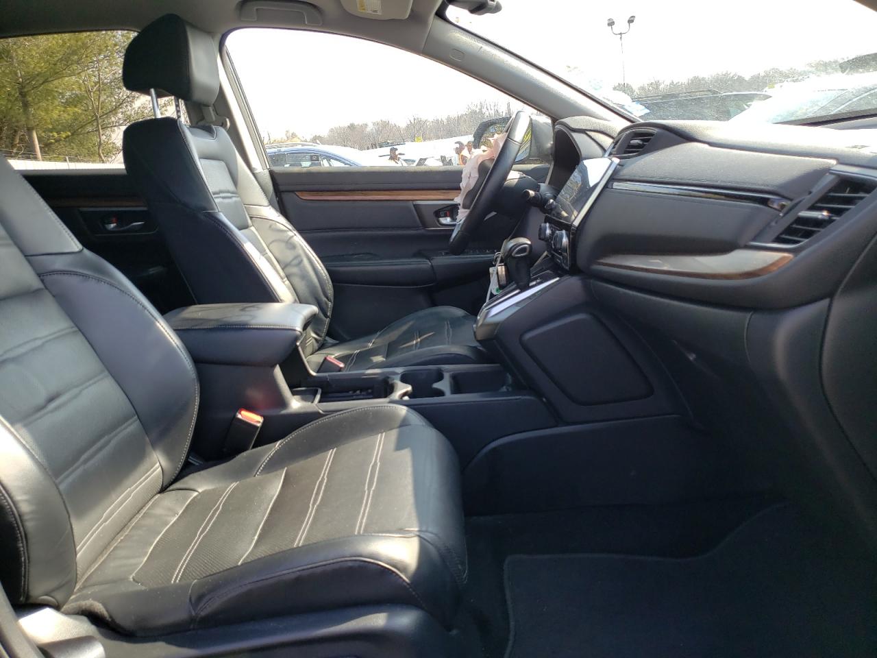 Photo 5 from auction – 2017 HONDA CR-V EXL with VIN 2HKRW2H87HH633413