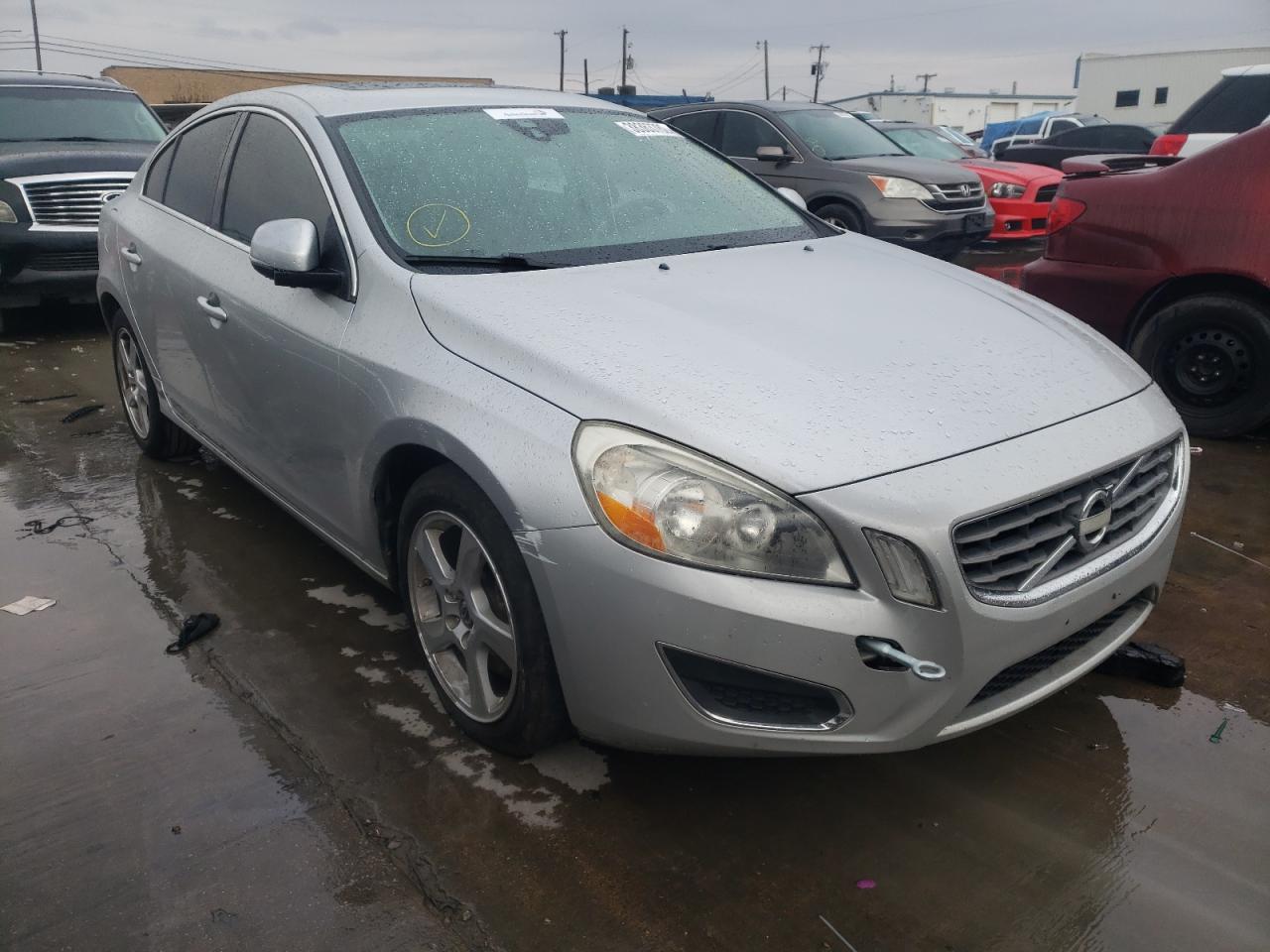 VOLVO S60 T5 2012 with VIN YV1622FS7C2026297 - Photo from auction