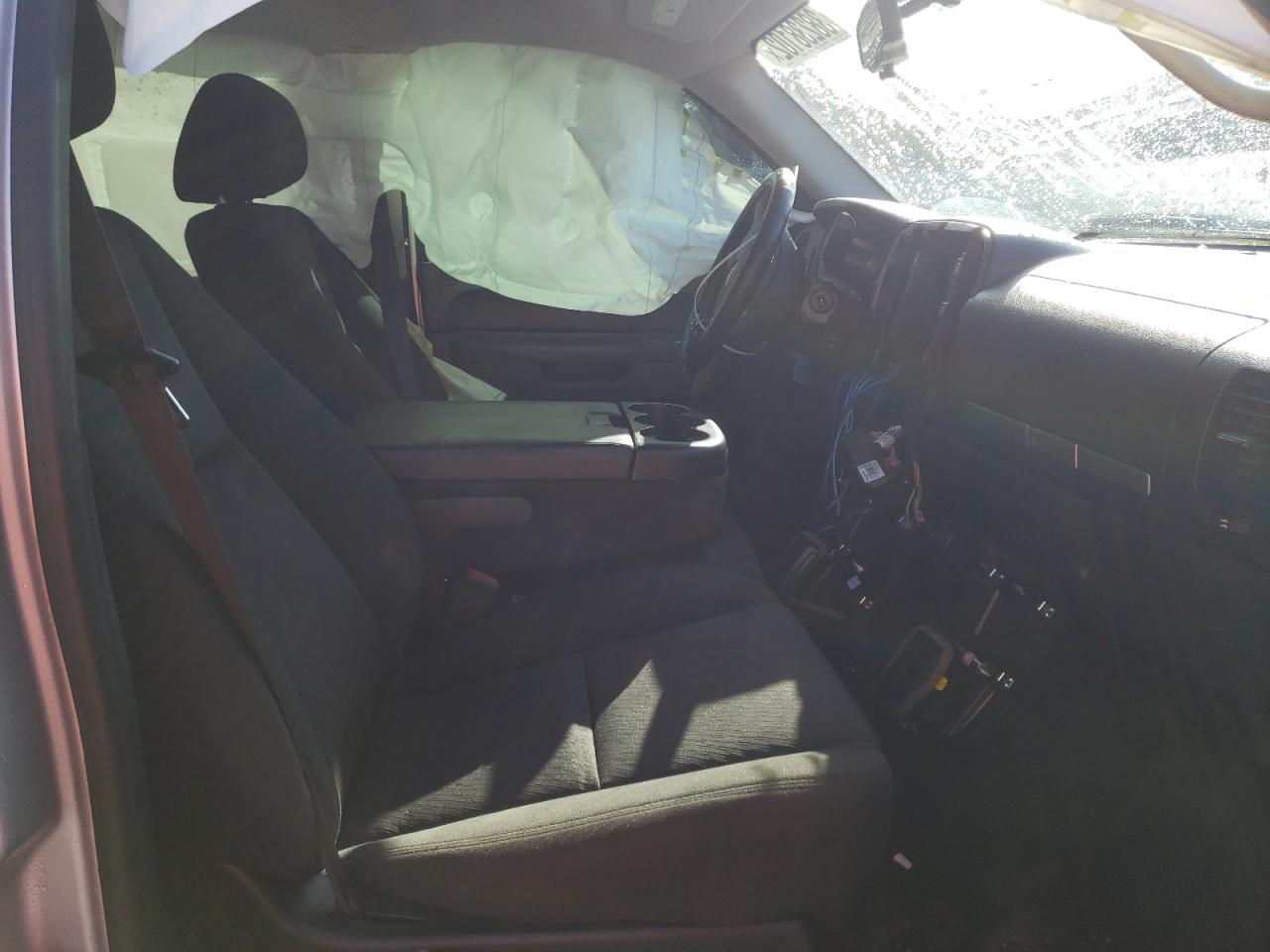 Photo 5 from auction – 2011 CHEVROLET SILVERADO with VIN 3GCPCSE0XBG178636