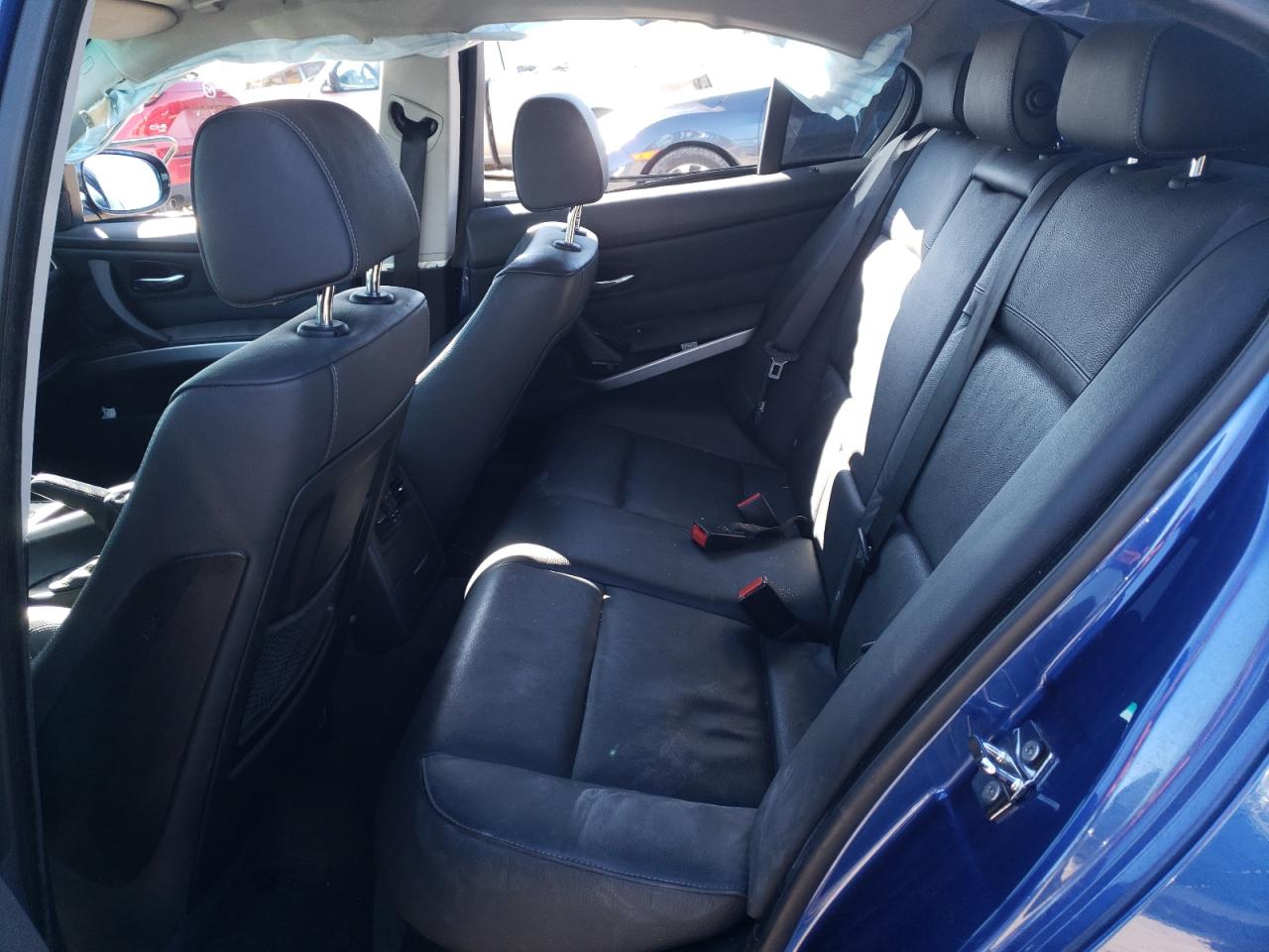 Photo 6 from auction – 2009 BMW 328 I with VIN WBAPH73589E126921