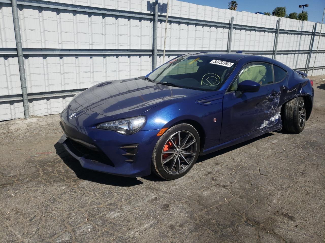 Photo 2 from auction – 2017 TOYOTA 86 BASE with VIN JF1ZNAA1XH8702402