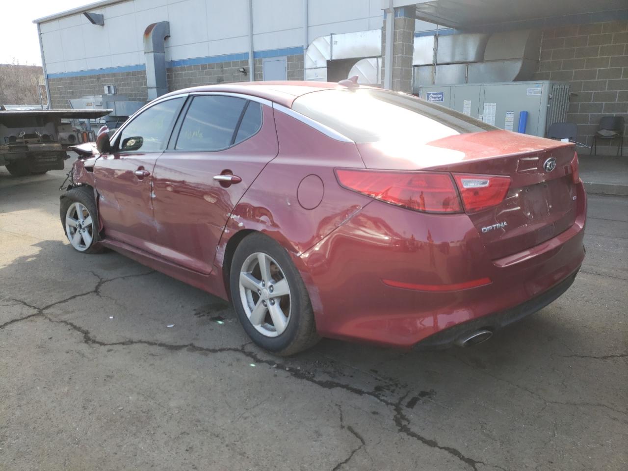 Photo 3 from auction – 2015 KIA OPTIMA LX with VIN 5XXGM4A71FG415387