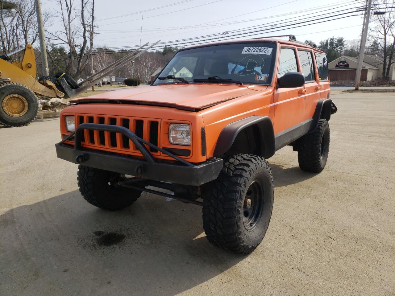 Фото 2 с аукциона – 2001 JEEP CHEROKEE C с VIN 1J4FF58S01L603472