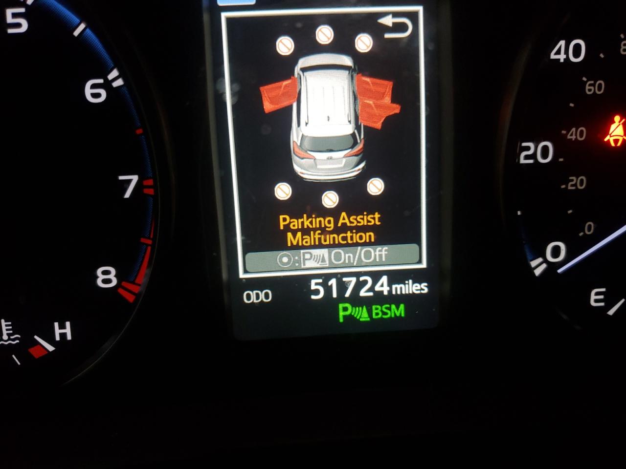 Photo 8 from auction – 2018 TOYOTA RAV4 ADVEN with VIN JTMWFREV4JD114739