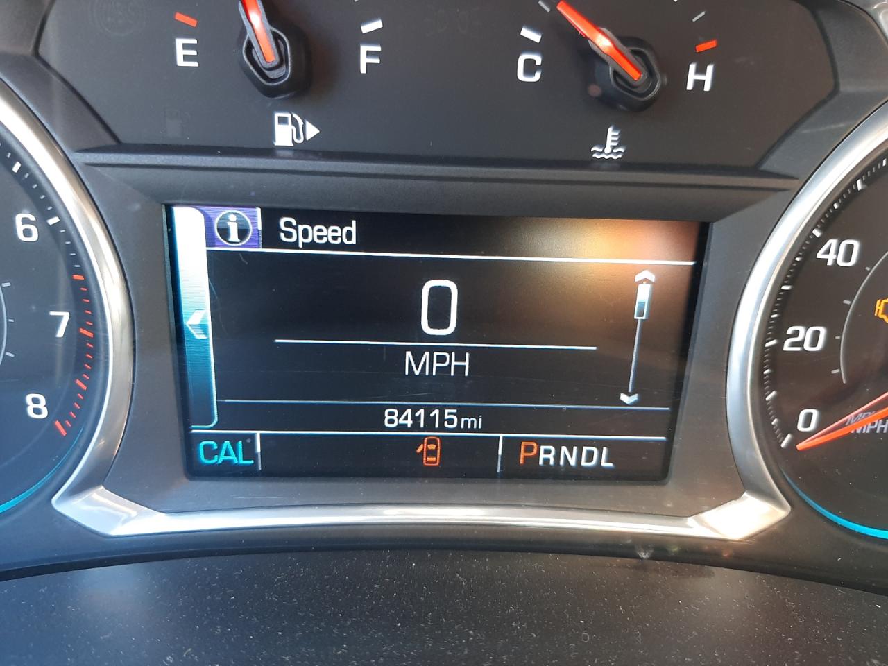 Photo 8 from auction – 2018 CHEVROLET MALIBU LT with VIN 1G1ZD5ST1JF177583