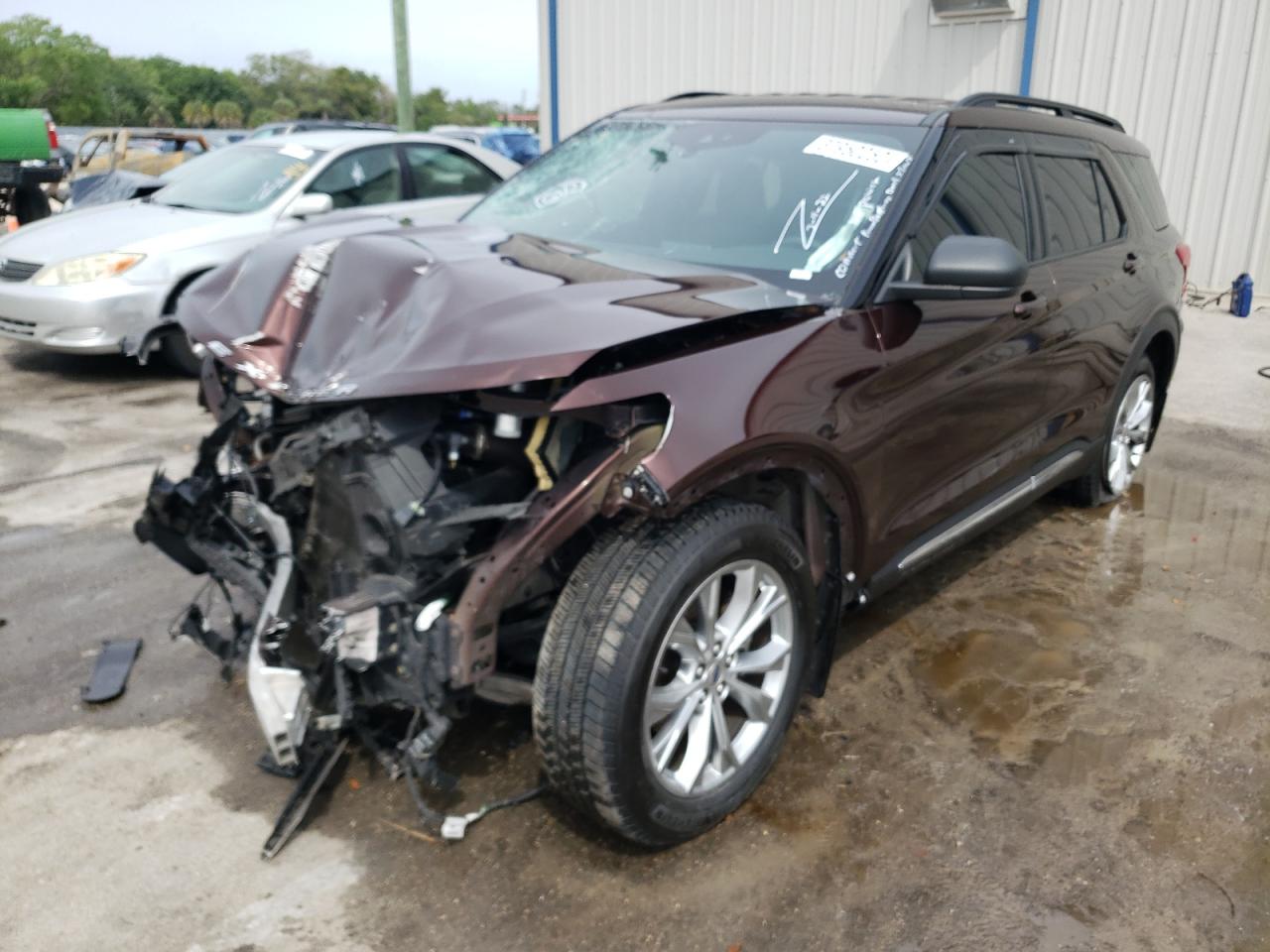 Photo 2 from auction – 2020 FORD EXPLORER X with VIN 1FMSK7DH9LGB90402