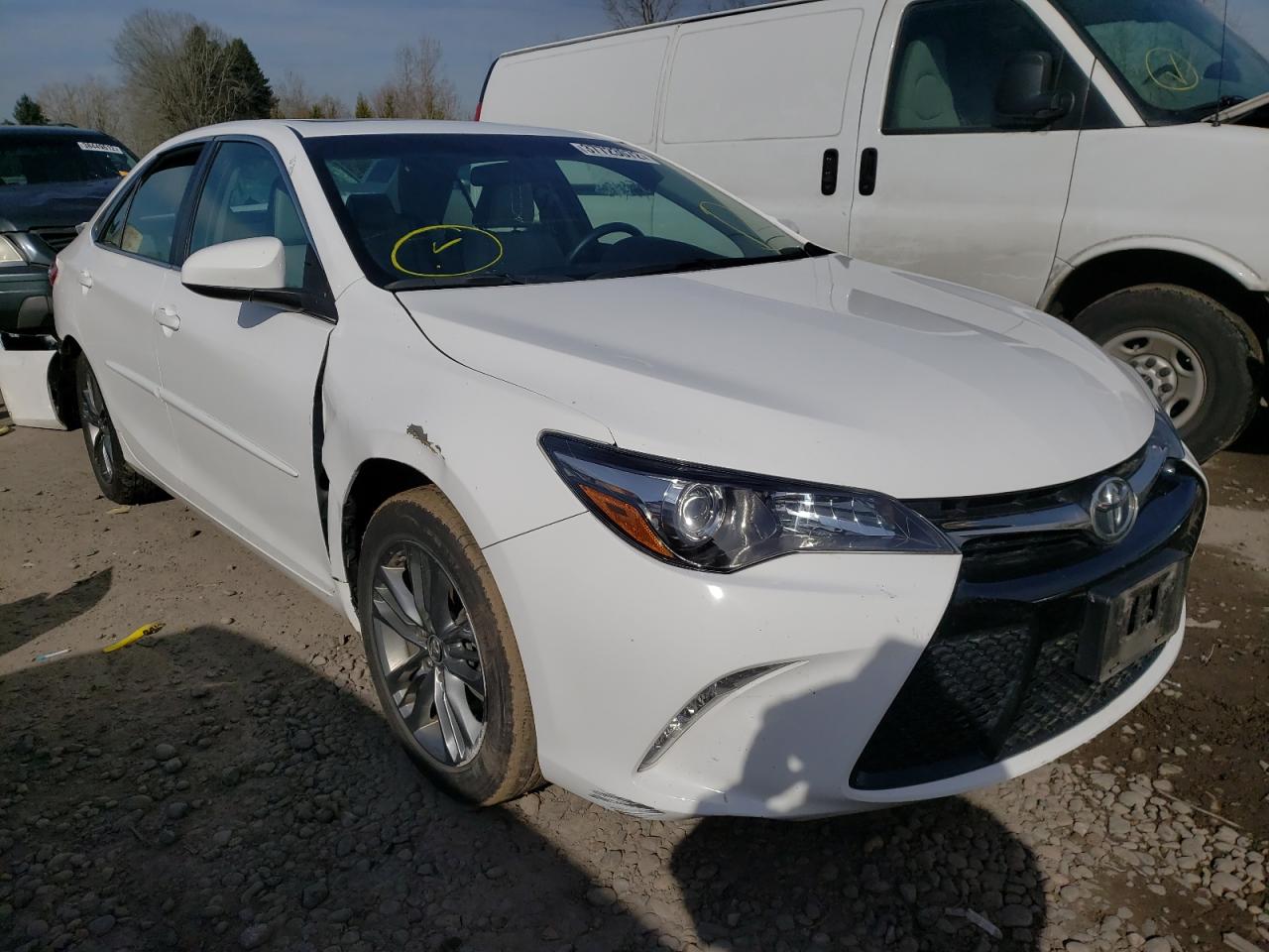 TOYOTA CAMRY LE 2016 with VIN 4T1BF1FK0GU259074 - Photo from auction