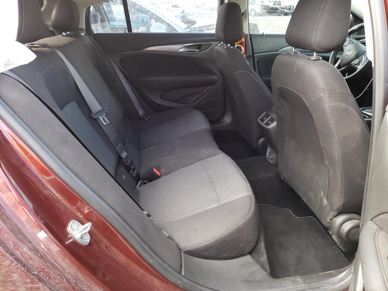 Photo 6 from auction – 2019 BUICK REGAL PREF with VIN W04GL6SX2K1075714