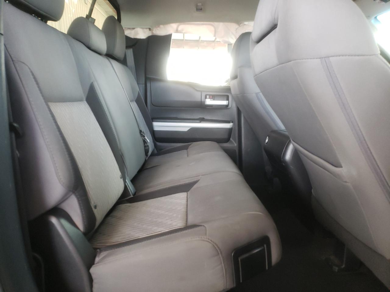 Photo 6 from auction – 2014 TOYOTA TUNDRA DOU with VIN 5TFRY5F1XEX169907