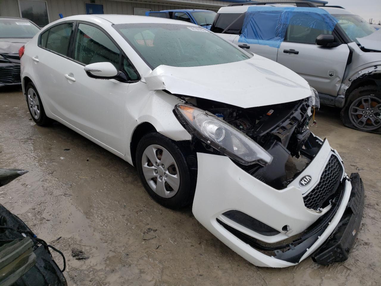 KIA FORTE LX 2016 with VIN KNAFX4A6XG5537307 - Photo from auction