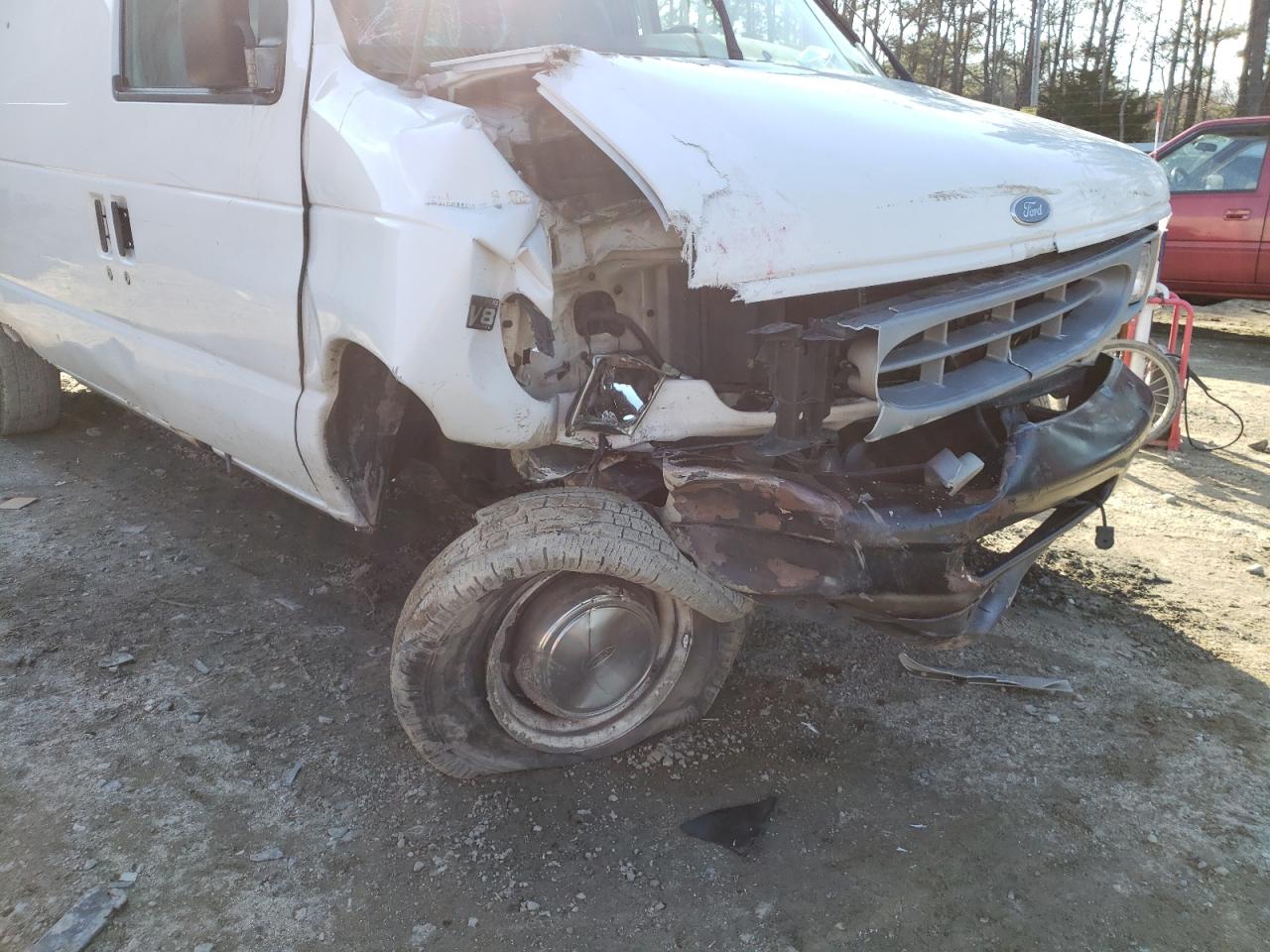 Photo 9 from auction – 2000 FORD ECONOLINE with VIN 1FTSS34F6YHB99524
