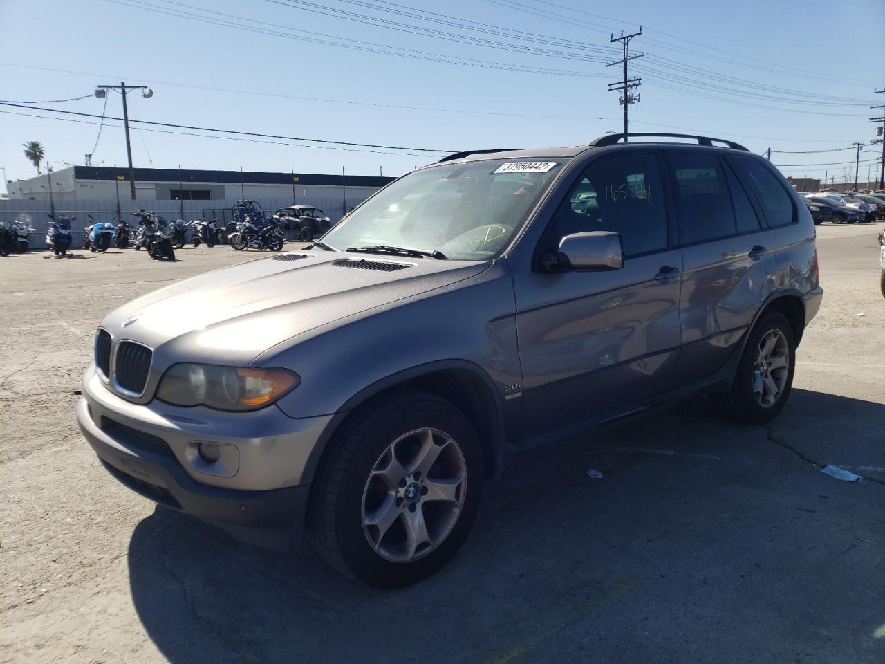 Photo 2 from auction – 2006 BMW X5 3.0I with VIN 5UXFA13576LY26581