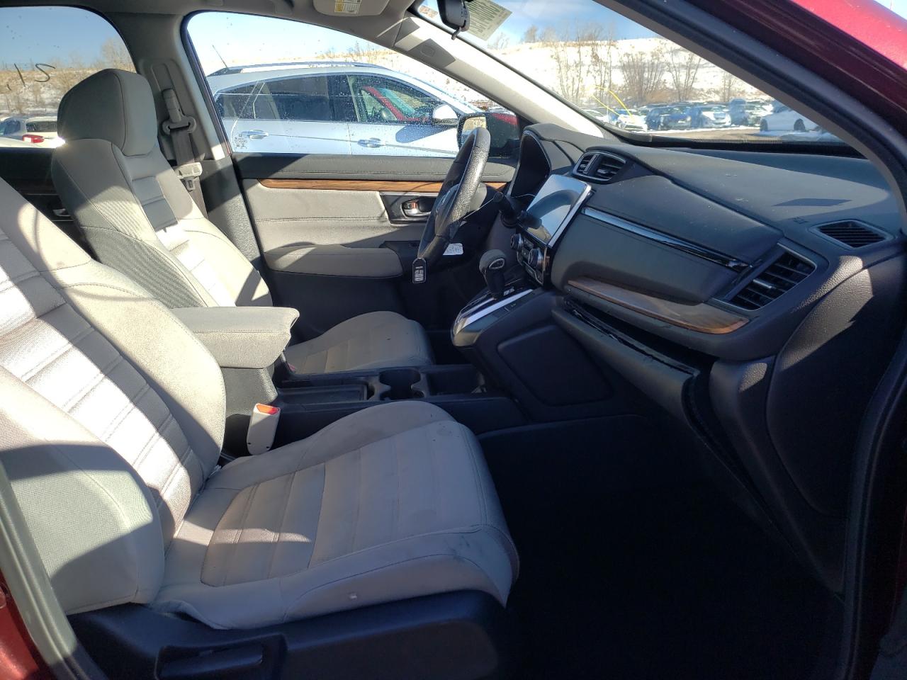 Photo 5 from auction – 2019 HONDA CR-V EX with VIN 7FARW2H5XKE033758