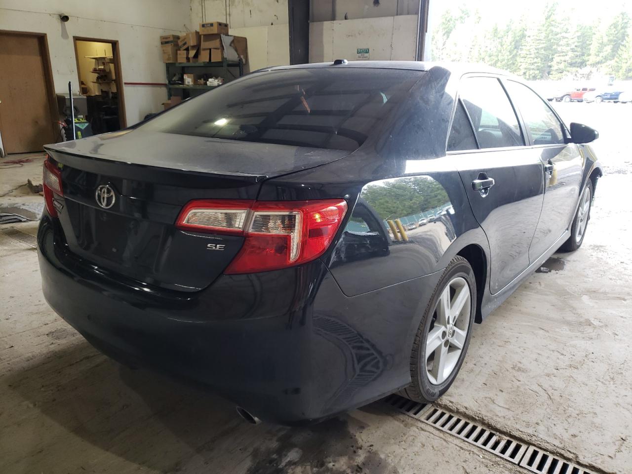 Photo 4 from auction – 2012 TOYOTA CAMRY BASE with VIN 4T1BF1FKXCU064805
