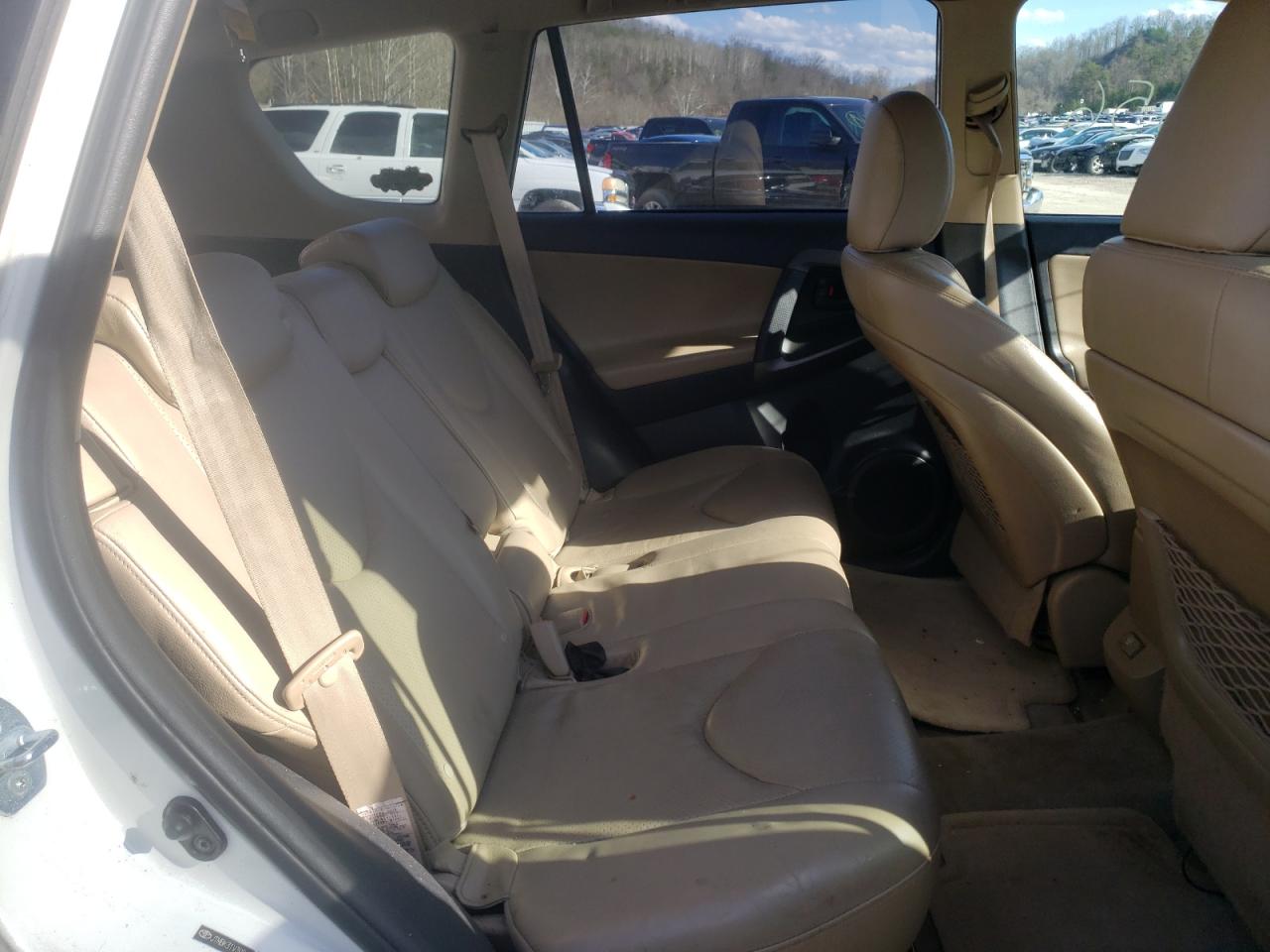 Photo 6 from auction – 2009 TOYOTA RAV4 LIMIT with VIN JTMBK31V395083468