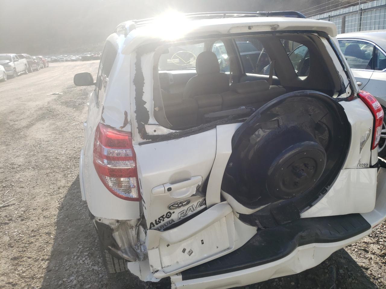 Photo 9 from auction – 2009 TOYOTA RAV4 LIMIT with VIN JTMBK31V395083468