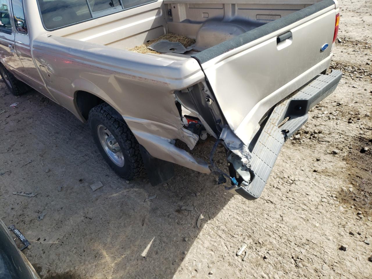 Photo 9 from auction – 1998 FORD RANGER SUP with VIN 1FTYR14C4WPB20015