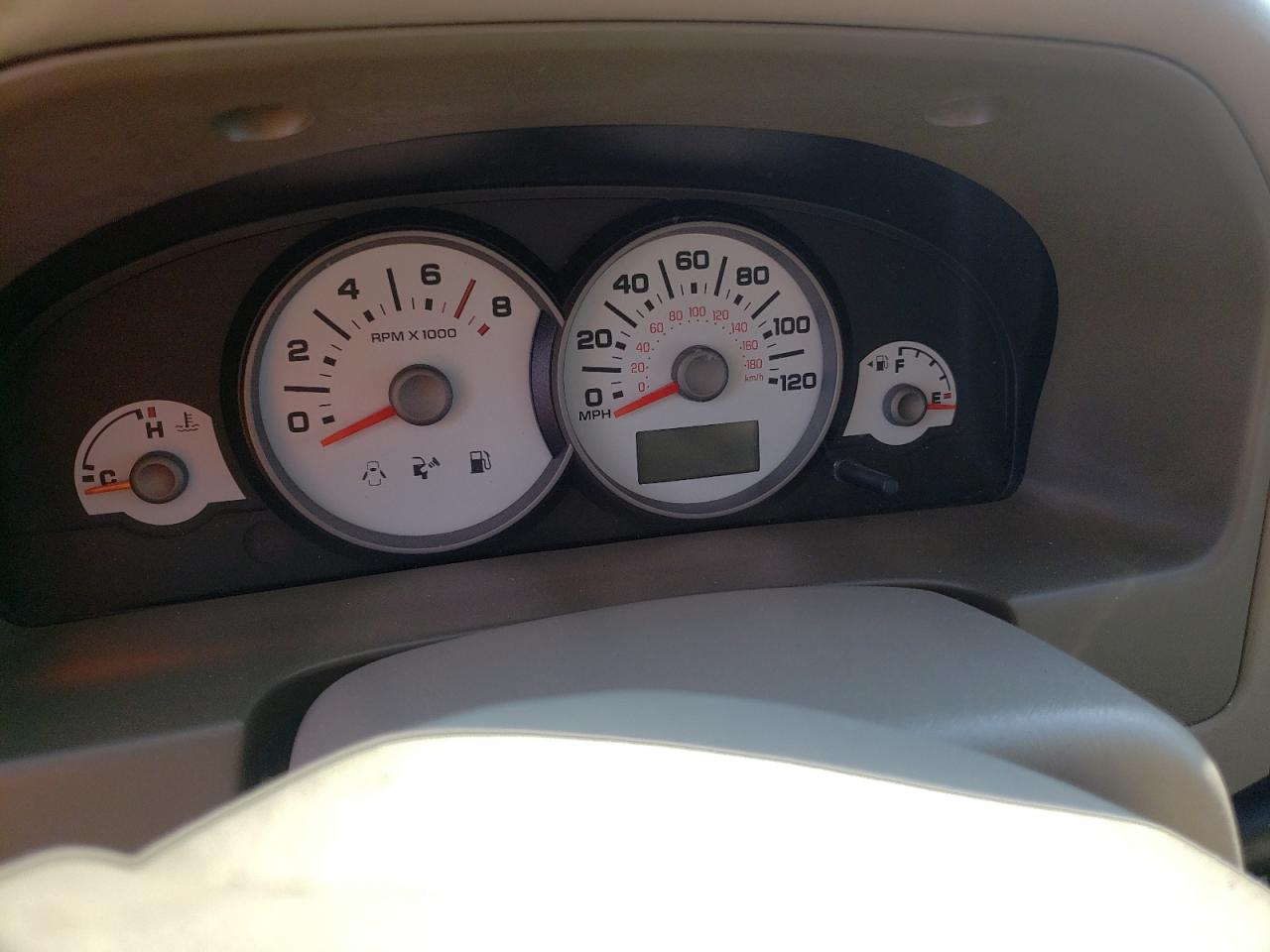 Photo 8 from auction – 2006 FORD ESCAPE XLT with VIN 1FMCU93146KA33991