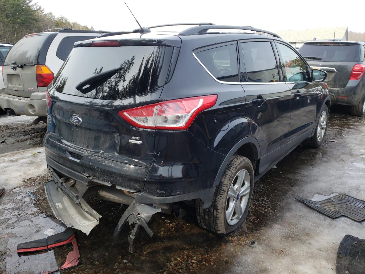 Photo 4 from auction – 2013 FORD ESCAPE SE with VIN 1FMCU9GX4DUD30064