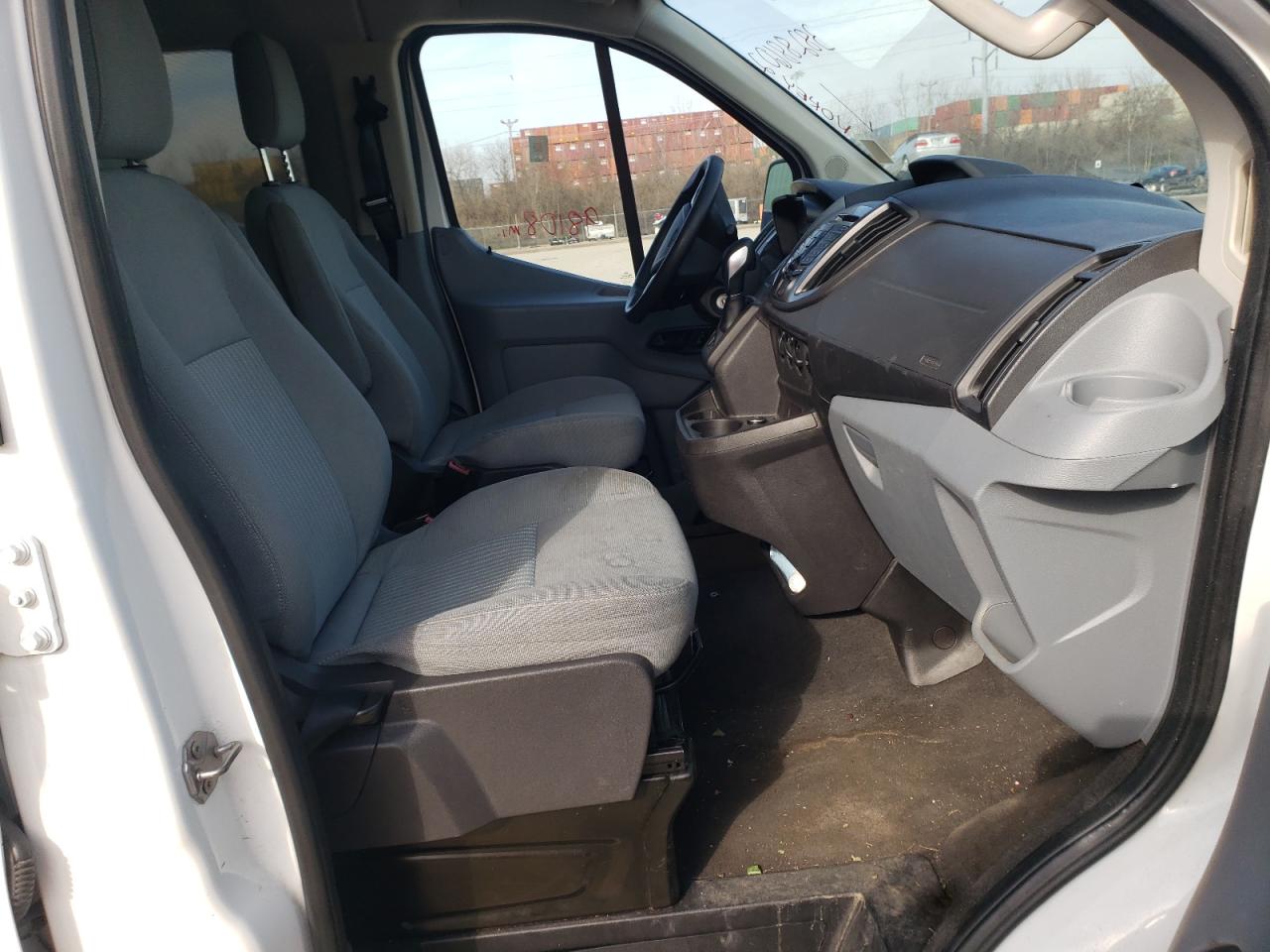 Photo 5 from auction – 2016 FORD TRANSIT T- with VIN 1FBZX2ZM6GKA56354