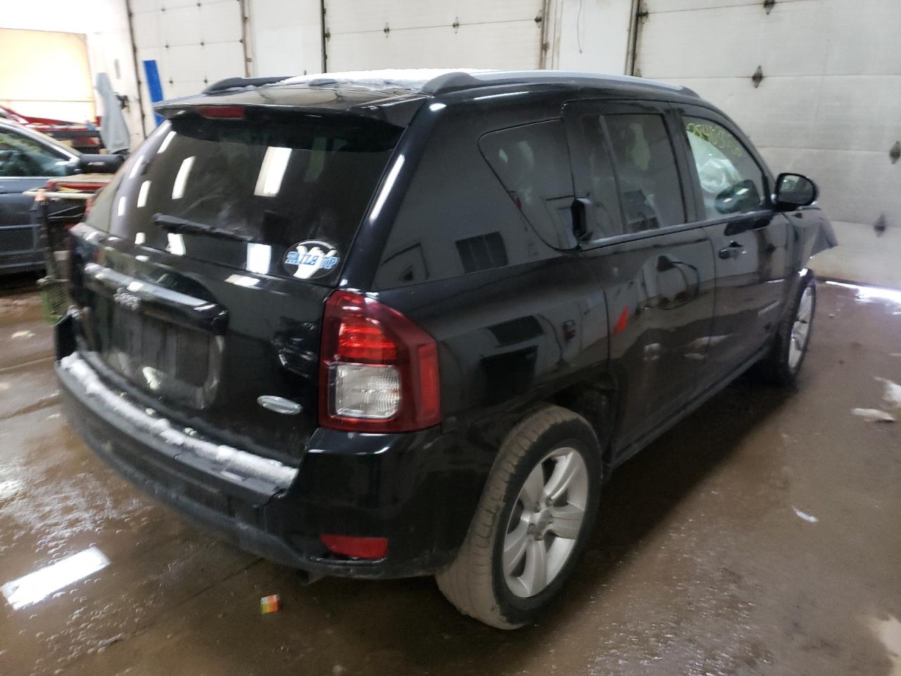Photo 4 from auction – 2016 JEEP COMPASS LA with VIN 1C4NJDEB7GD557821