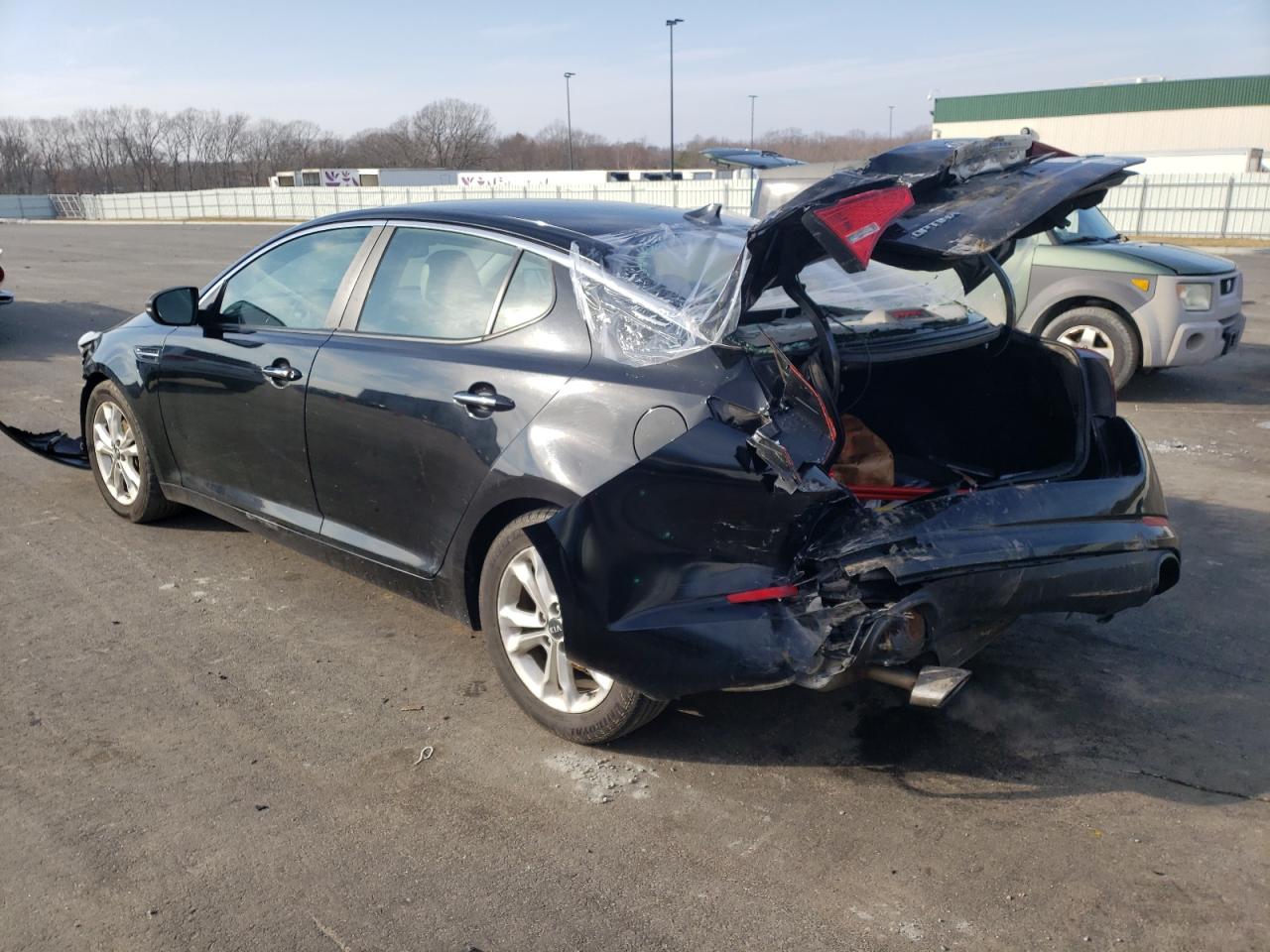 Photo 3 from auction – 2011 KIA OPTIMA EX with VIN KNAGN4A7XB5145262