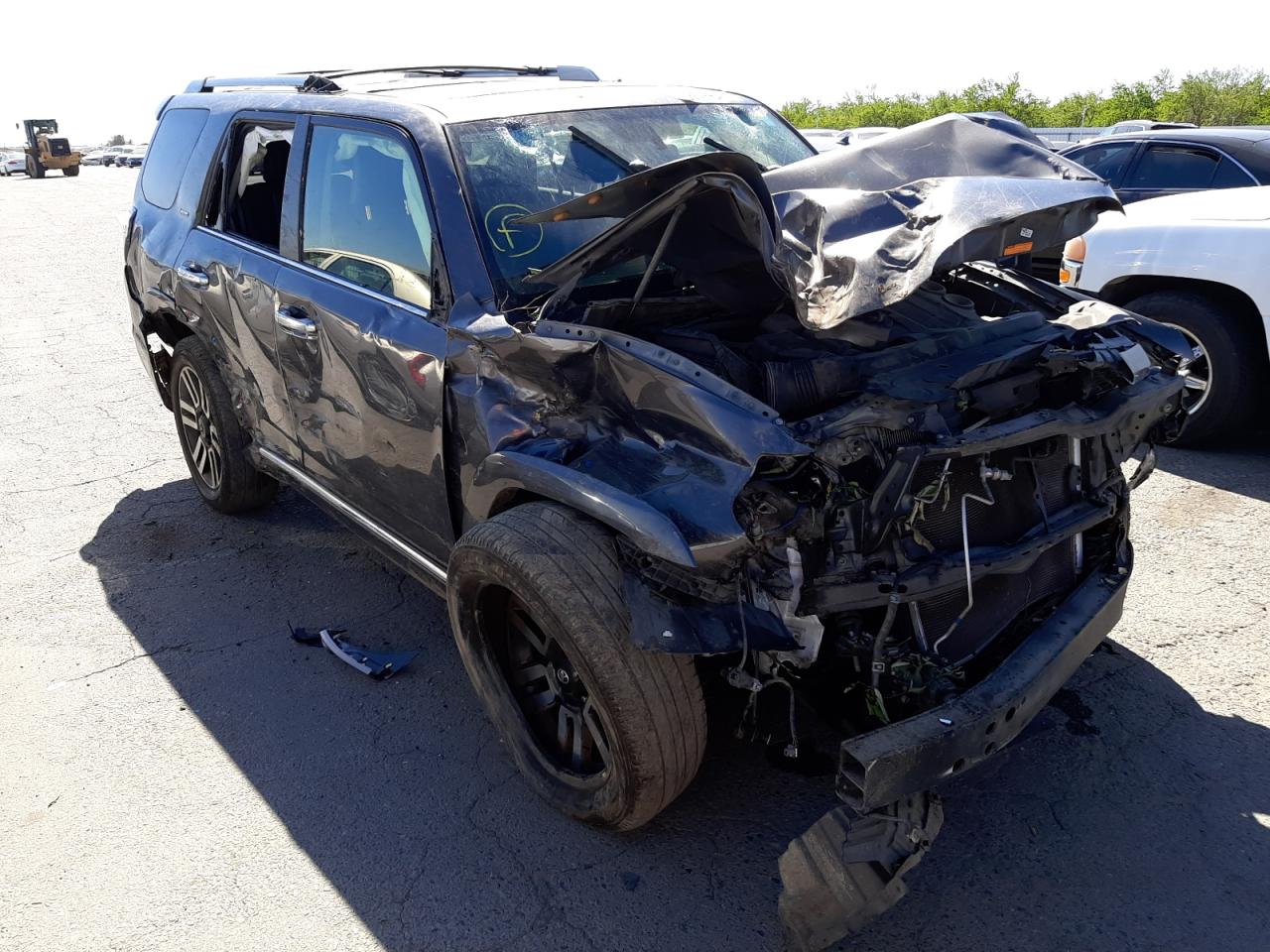 TOYOTA 4RUNNER SR 2017 with VIN JTEBU5JR5H5469229 - Photo from auction