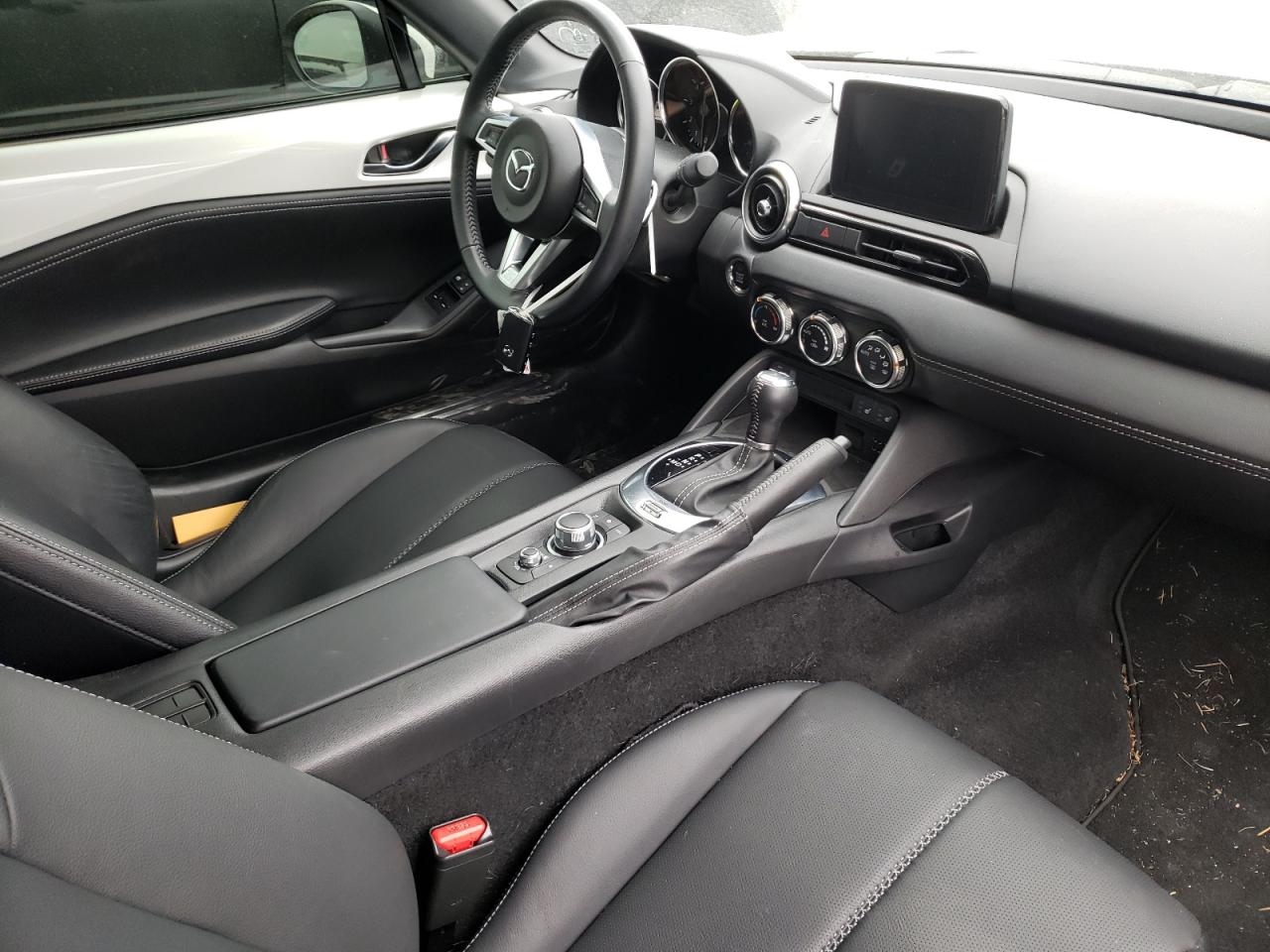 Photo 5 from auction – 2021 MAZDA MX-5 MIATA with VIN JM1NDAM77M0450175