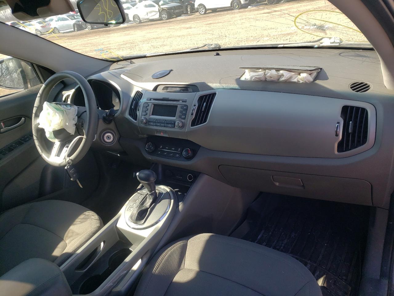 Photo 9 from auction – 2012 KIA SPORTAGE L with VIN KNDPBCA22C7219158