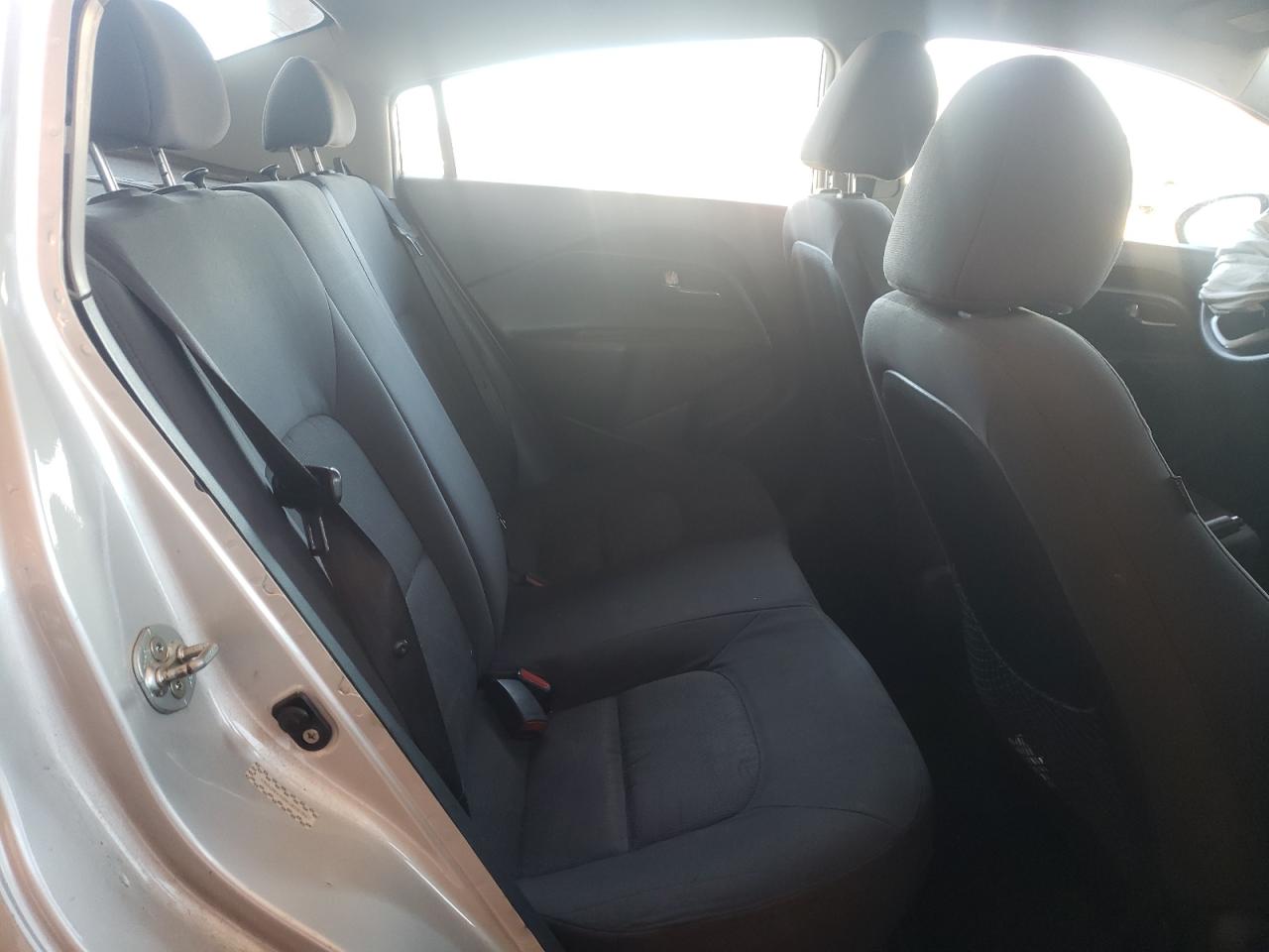 Photo 6 from auction – 2012 KIA RIO LX with VIN KNADM4A39C6090947