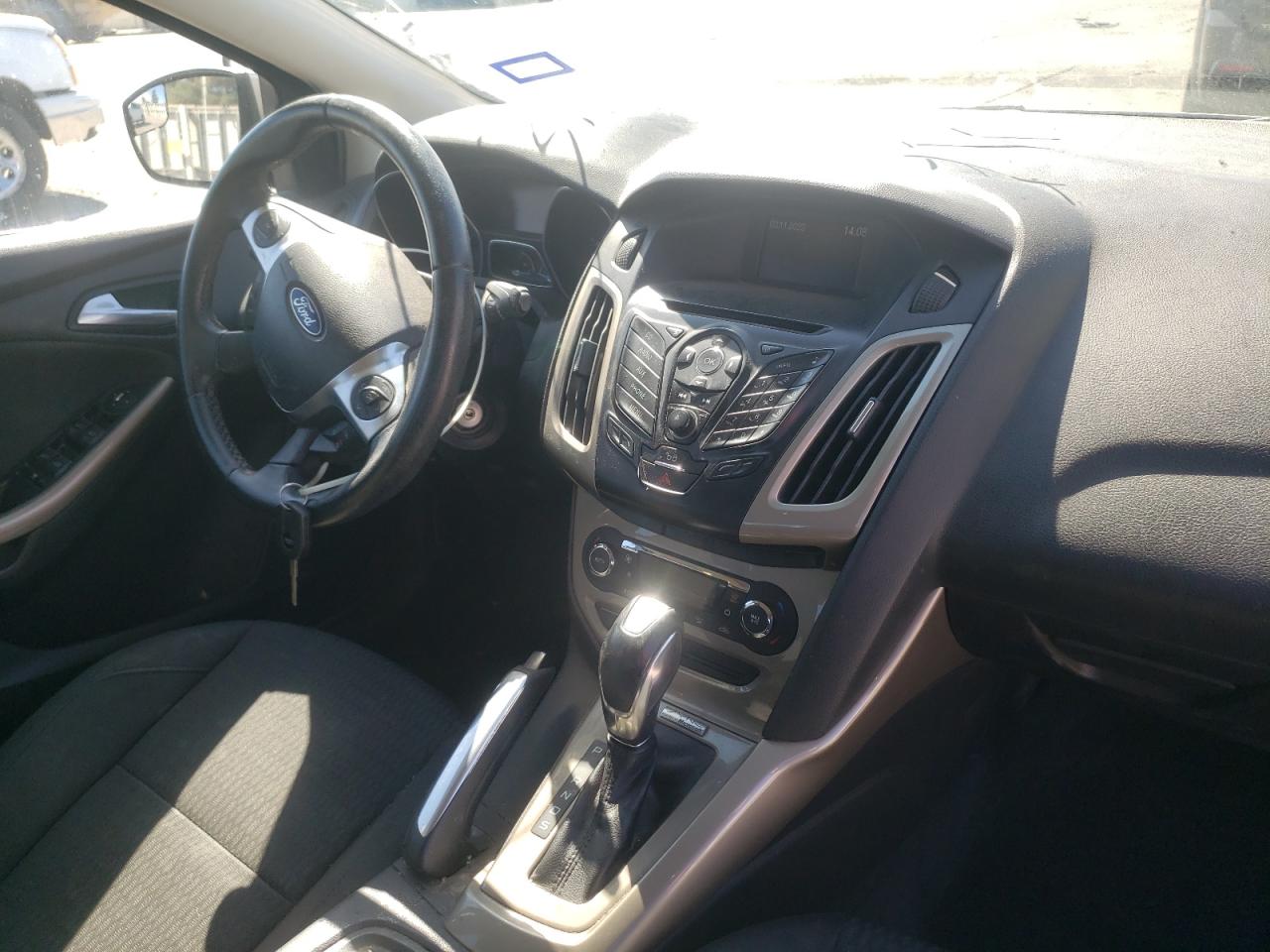 Photo 9 from auction – 2012 FORD FOCUS SEL with VIN 1FAHP3M20CL200719
