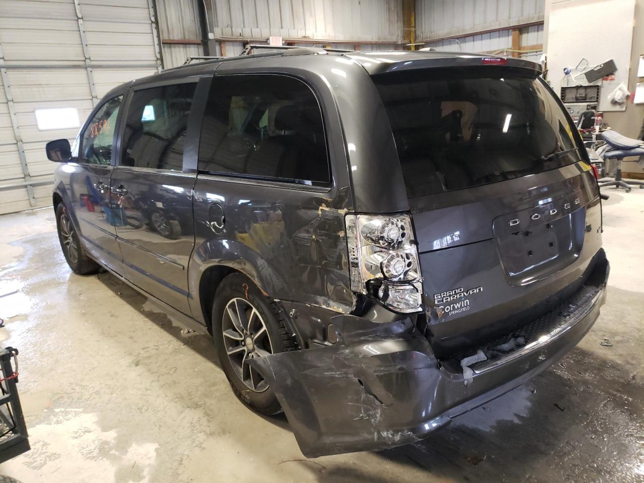 Photo 3 from auction – 2017 DODGE GRAND CARA with VIN 2C4RDGCG6HR639434